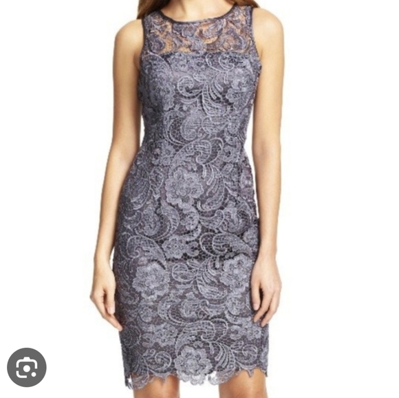 Hot pink lace dress - Picture 3 of 7